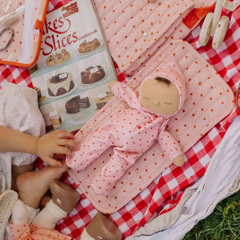 Olli Ella Indoor Play|Doll Accessories|Carrie Convertible Changing Set - Strawberry
