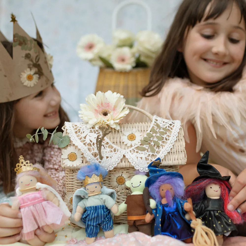 Olli Ella Indoor Play|Small World Play|Holdie Fairytale Folk - Wulfric the Wizard