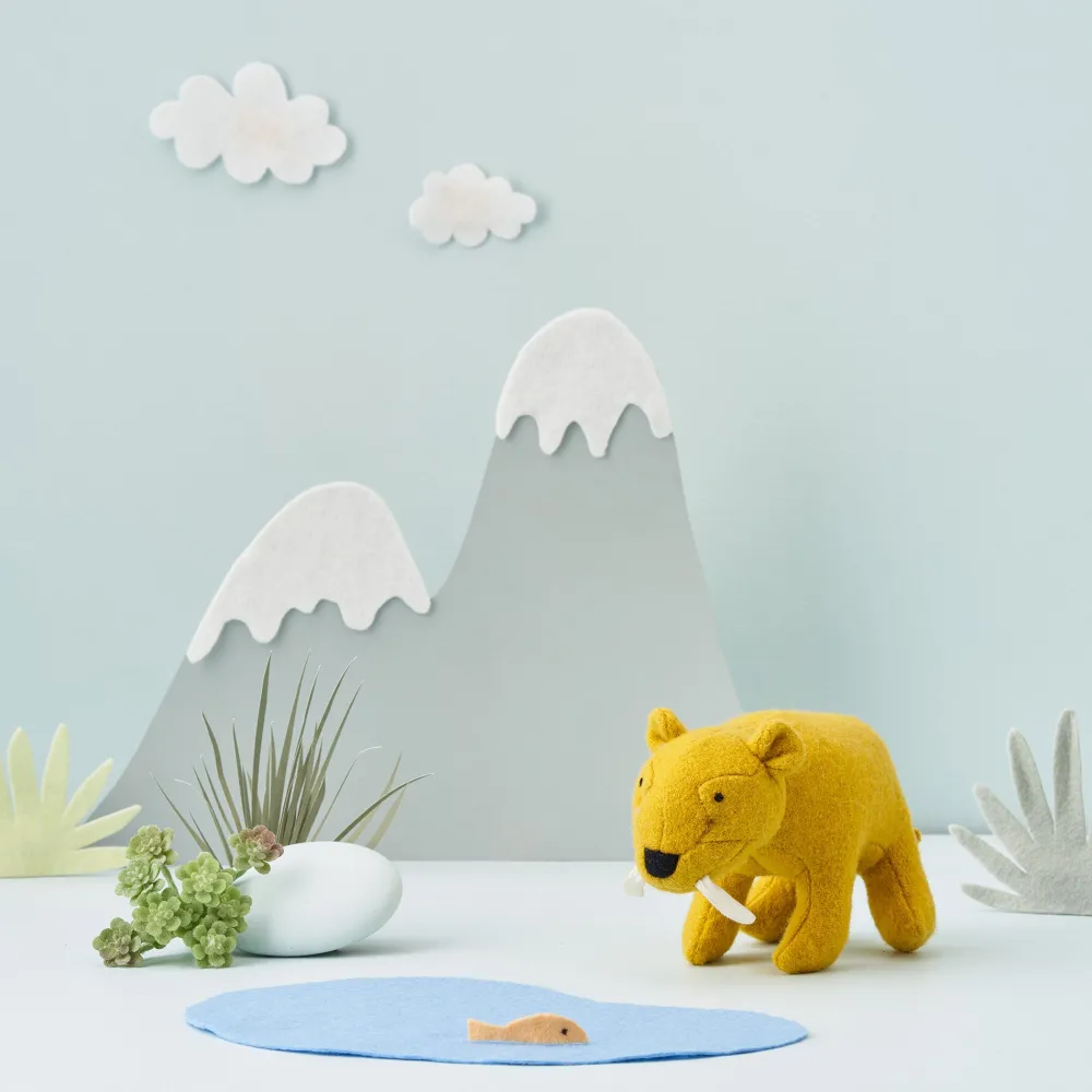Olli Ella Indoor Play|Small World Play|Holdie Set - Extinct Animals